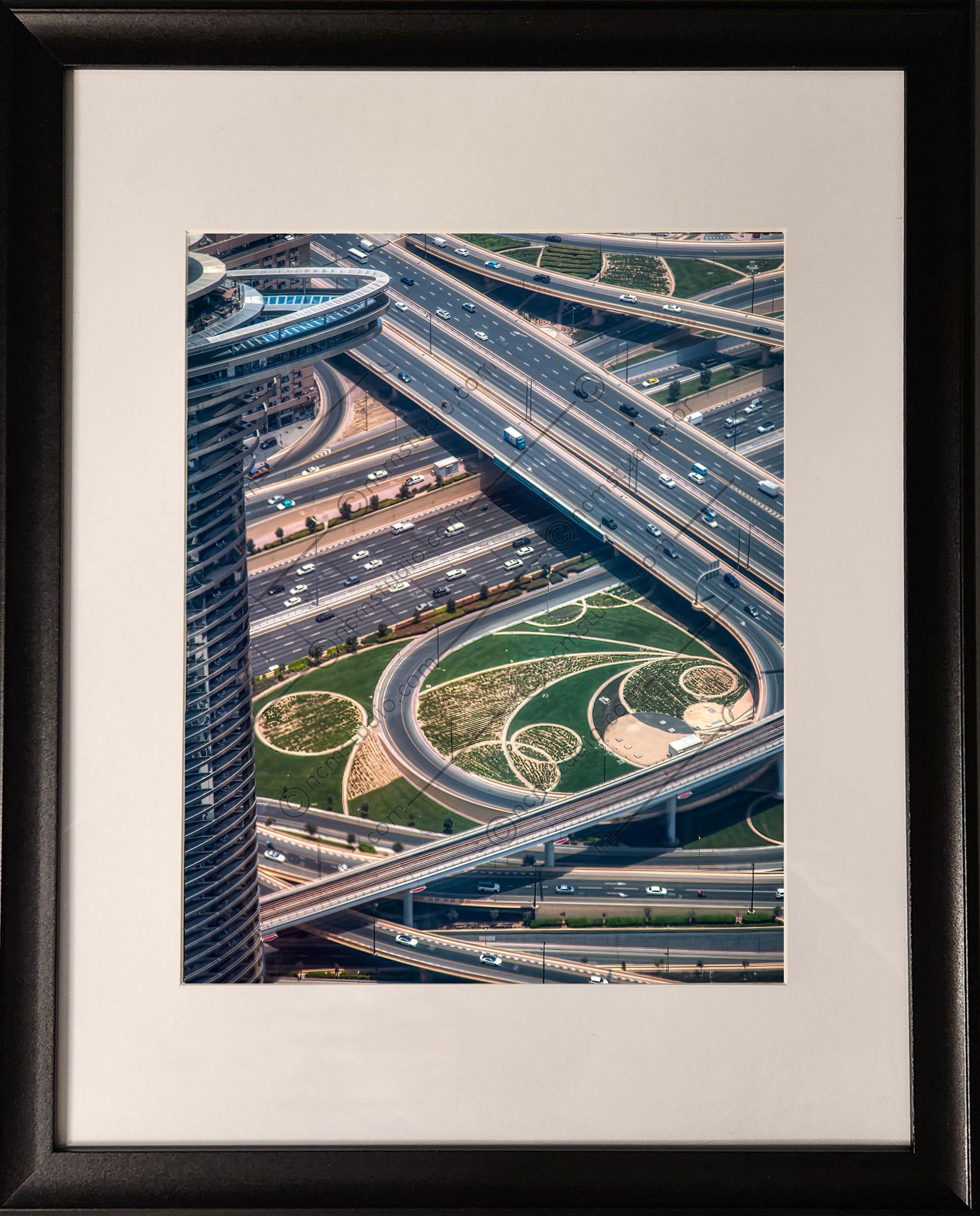 Dubai Network_ready to hang