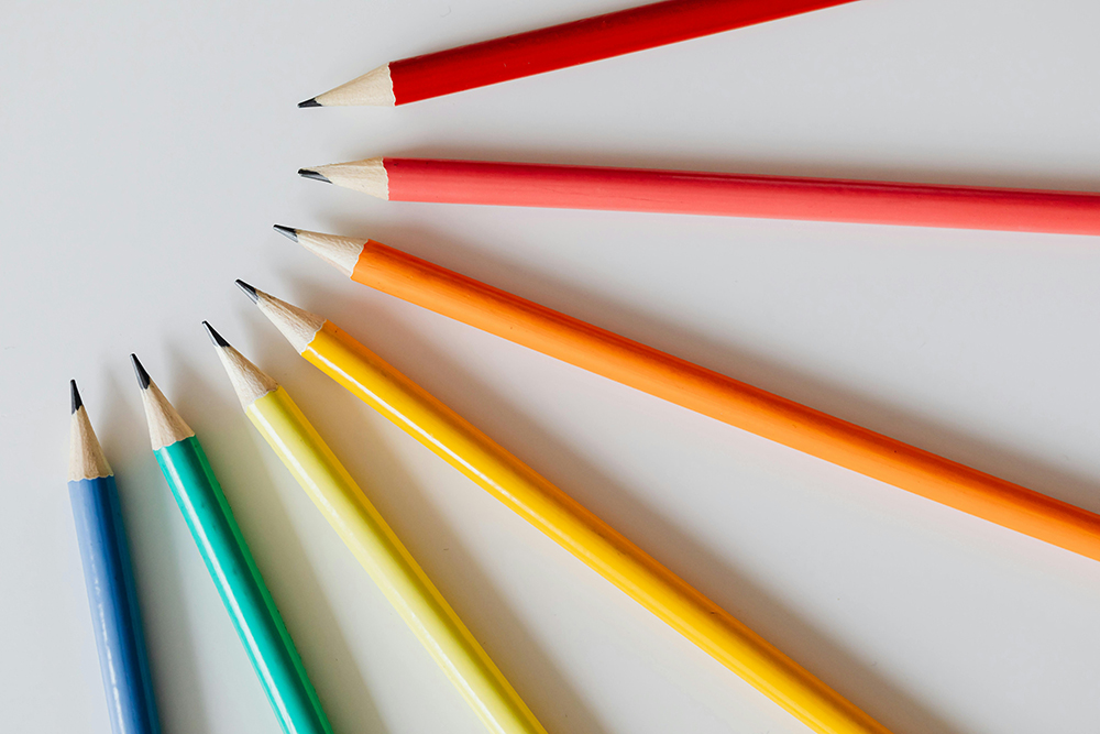 100s of Colors: The Color Wheel Basics