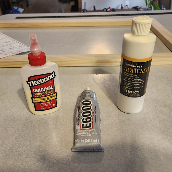 different types of glues used to make the cradle